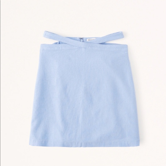 BLUE two piece Abercrombie linen set great for festival season - Picture 3 of 6